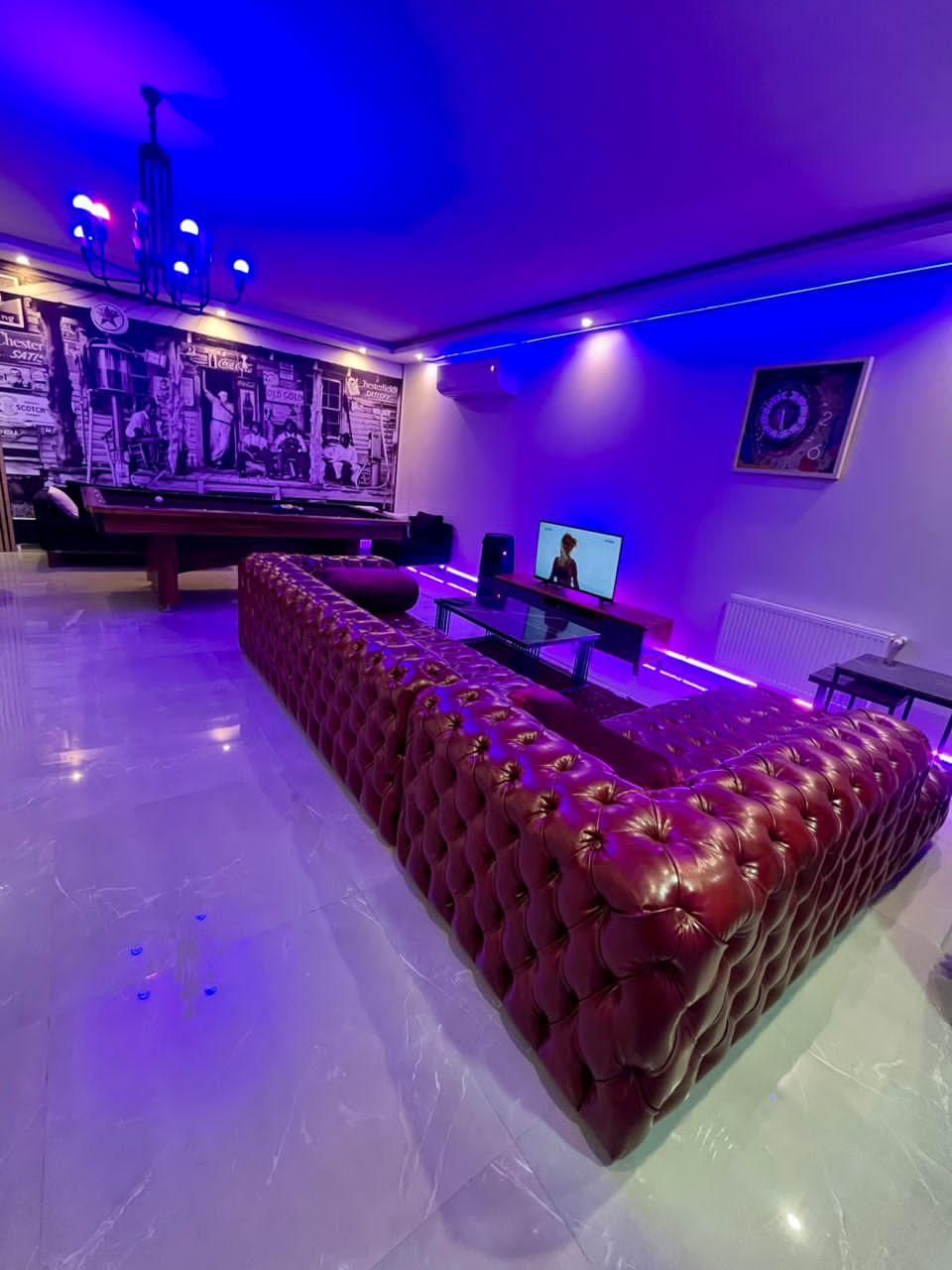 ویلا فلت ۲۲۰ متر ۹۰ بنا در مهرآباد رودهن|فروش خانه و ویلا|رودهن, |دیوار