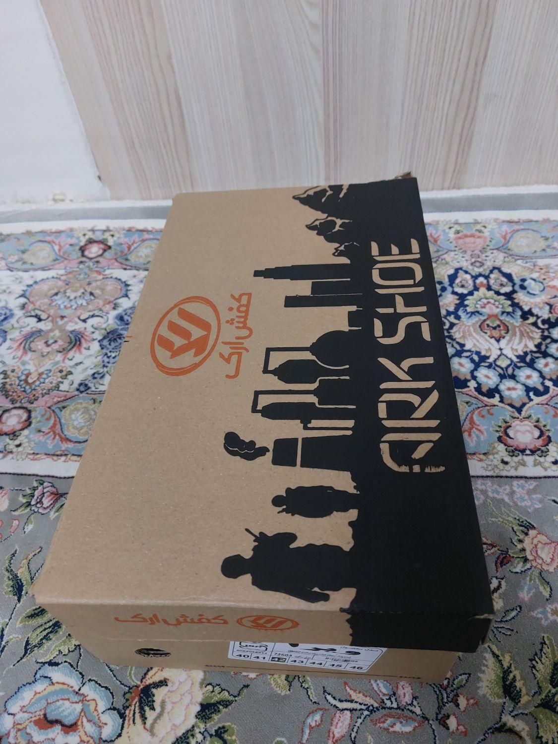 کفش کار نو با کارتن سایز ۴۲|کیف، کفش، کمربند|ری, صفاییه (چشمه علی)|دیوار