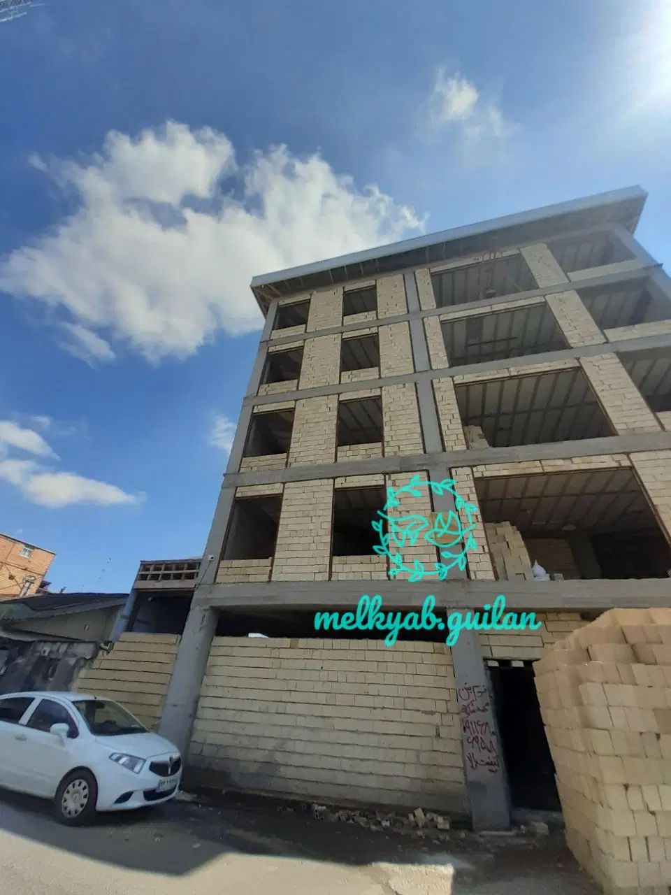 تکواحدی نزدیک بر اصلی ۳خواب سند سازنده معتبر|پیش‌فروش املاک|رشت, رودباری|دیوار