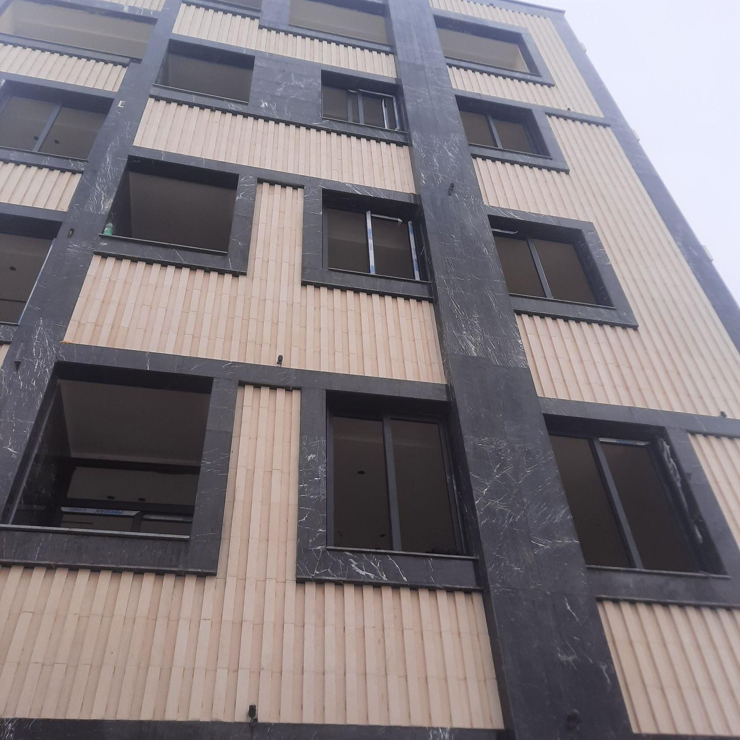 ساخت درب وپنجره آلومینیوم اختصاصی وتوری آلومینیوم|خدمات پیشه و مهارت|شاهینشهر, گرگاب|دیوار