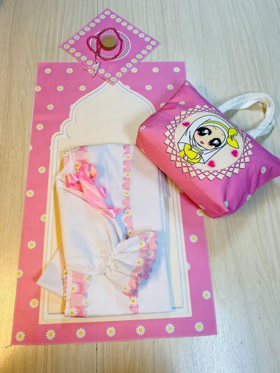 کیف و سجاده مخمل جشن تکلیف|کفش و لباس بچه|مشهد, حرم مطهر رضوی|دیوار