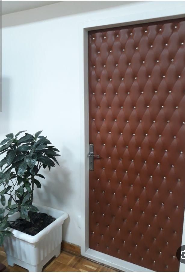 لمسه کوبی و صدا گیری (آکوستیک) درب چوبی و دیوار ،|خدمات پیشه و مهارت|همدان, |دیوار