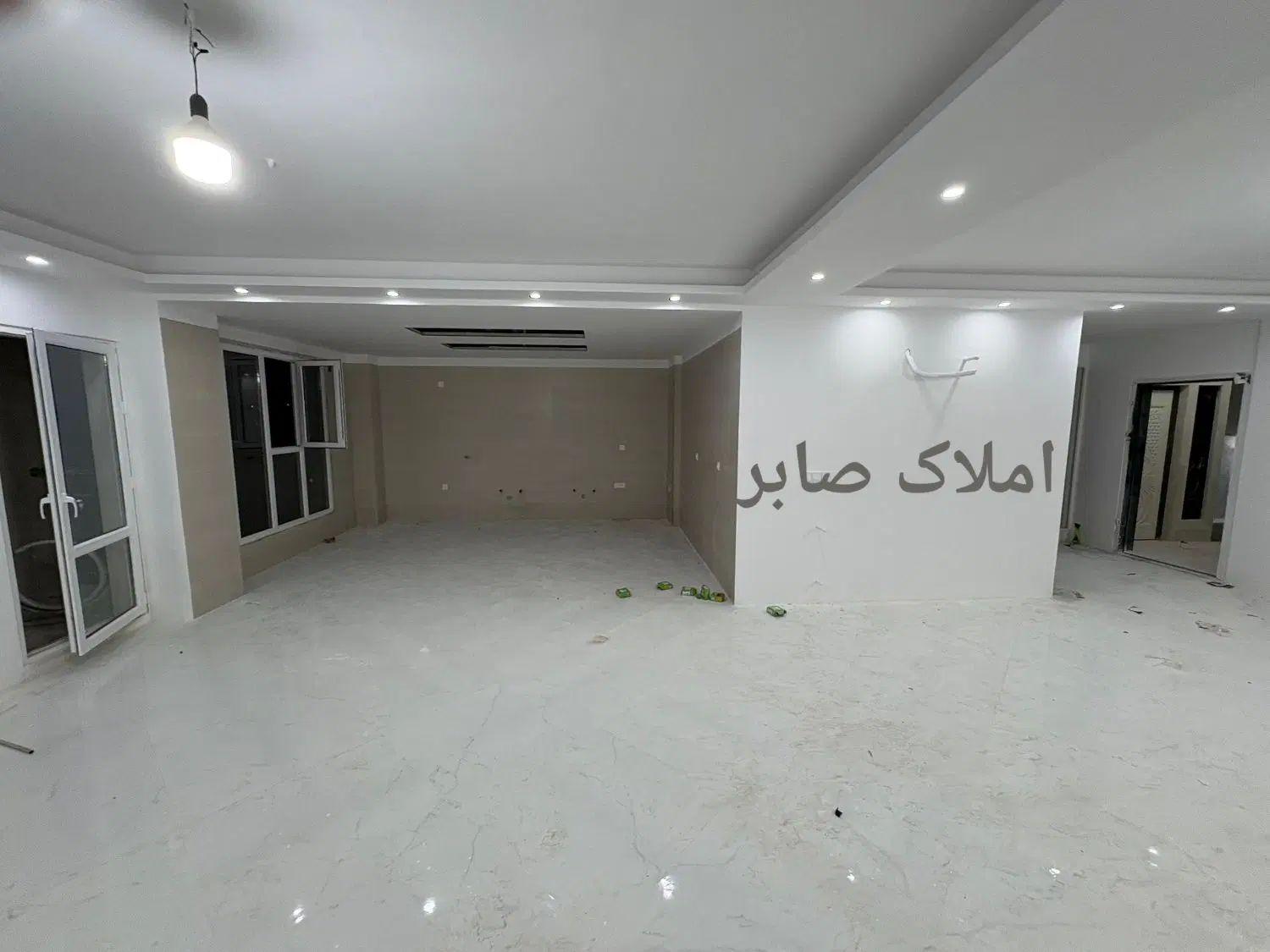 واحد ۱۵۰متری /شهرک فجر/عروس دامادی(خانم صابری)|اجارهٔ آپارتمان|ورامین, شهرک فجر|دیوار