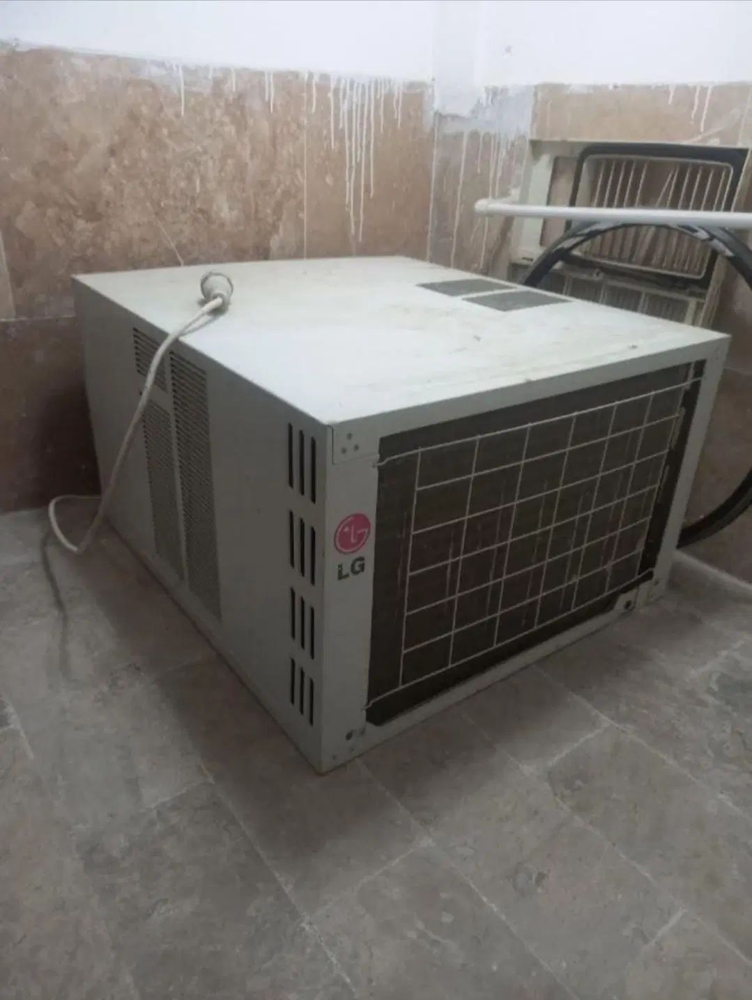 کولر گازی/پنجره ای/کارکرده/سوخته/ خریدار وفروشنده|کولر گازی و فن‌کوئل|مشهد, حجاب (شهرک غرب)|دیوار
