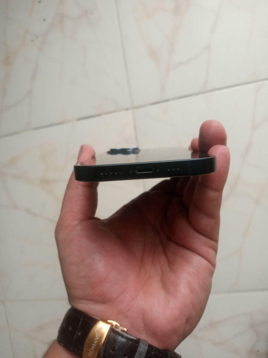 اپل iPhone 13 لا کاغذی با حافظهٔ ۱۲۸ گیگابایت|موبایل|اصفهان, ملک‌شهر|دیوار