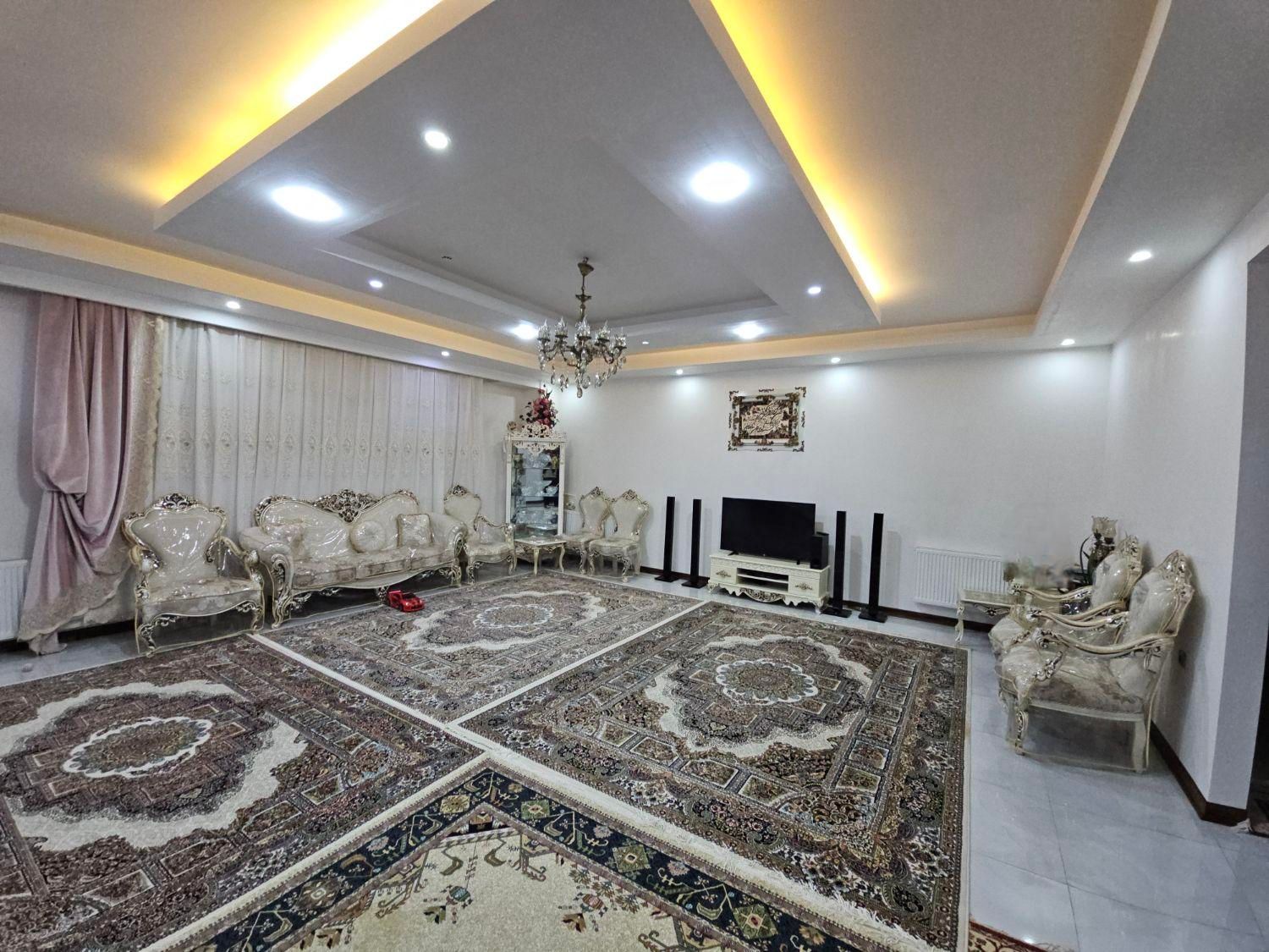 واحد۱۲۷مترفول وتاپ لوکیشن شهرک کوثردانش هشتگردقدیم|فروش آپارتمان|هشتگرد, شهرک کوثر|دیوار