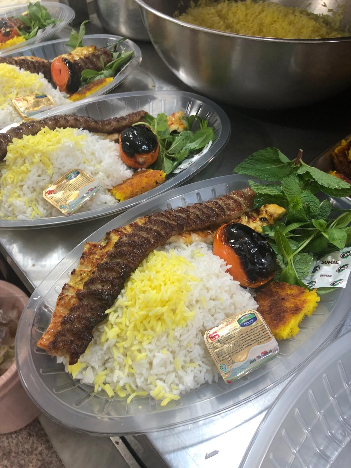 اشپز خانه اطلس غذای شرکتی غذا برای مجالس|خدمات پذیرایی، مراسم|قم, سراجه|دیوار