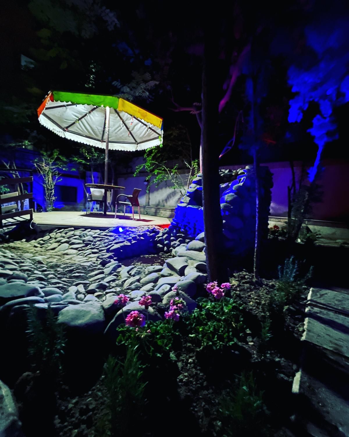 خوابگاه دخترانه نارسیس|اجارهٔ کوتاه‌مدت آپارتمان و سوئیت|تهران, ظفر|دیوار