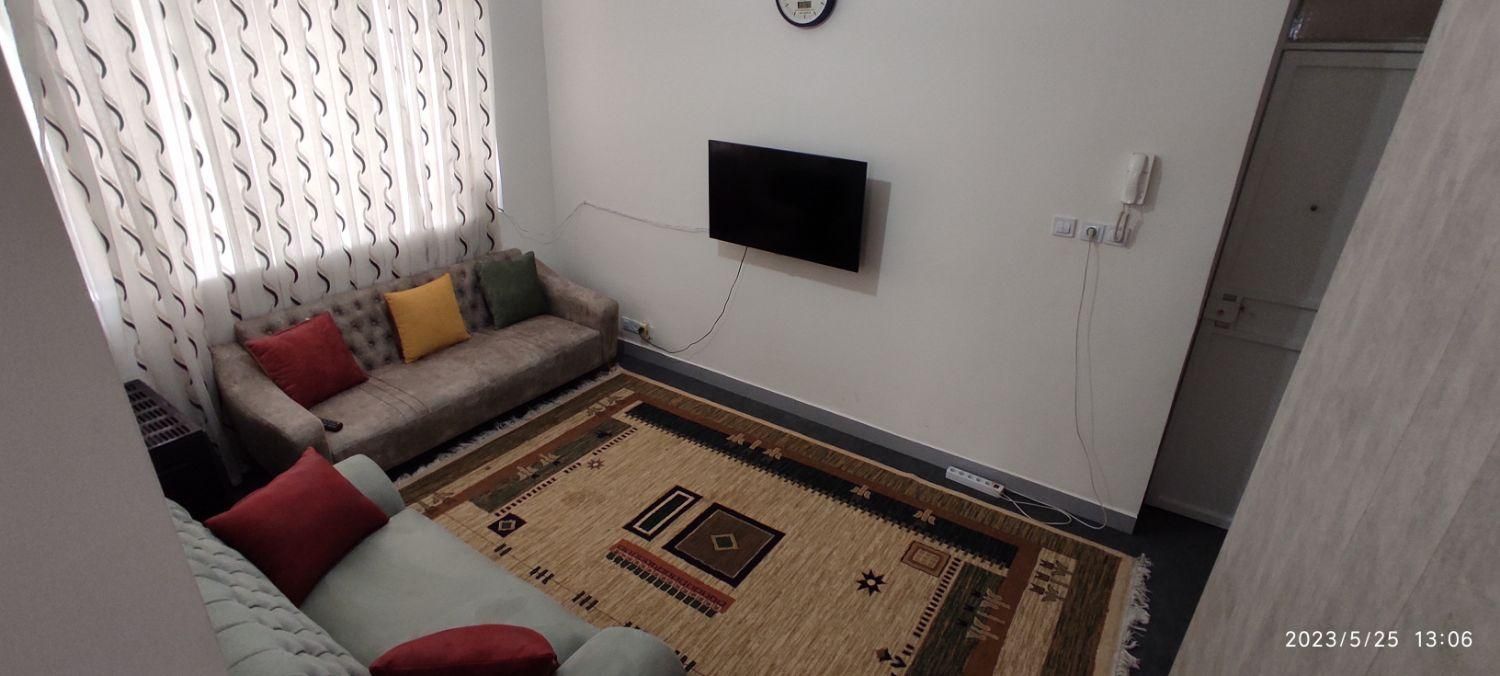 اجاره آپارتمان مبله در بلوار صلح|اجارهٔ کوتاهمدت آپارتمان و سوئیت|شیراز, فرگاز|دیوار