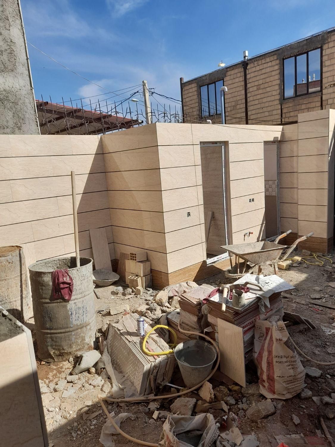 سنگ کاری کاشی کاری بنا کاری سیمان|خدمات پیشه و مهارت|تاکستان, |دیوار