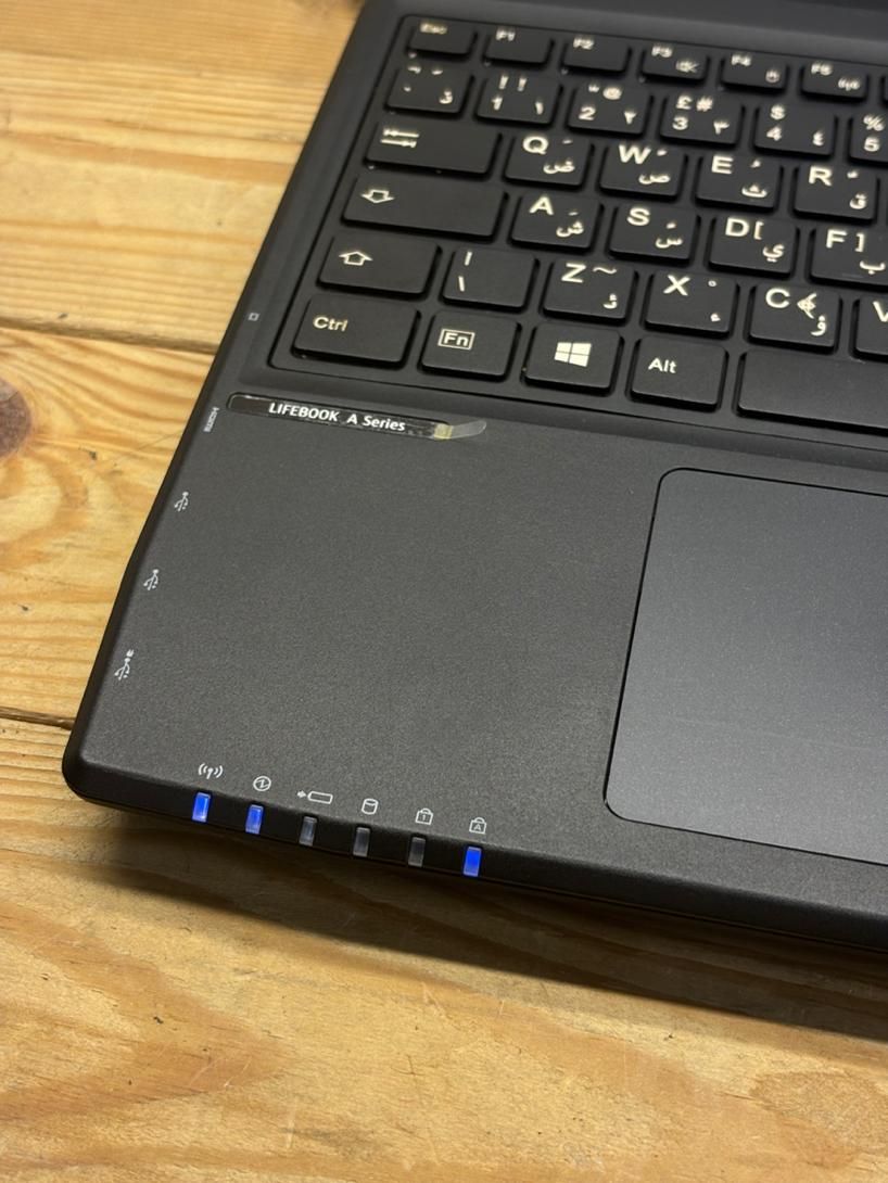 لپ تاپ Fujitsu رم ۸ و SSD128|رایانه همراه|تهران, میدان انقلاب|دیوار