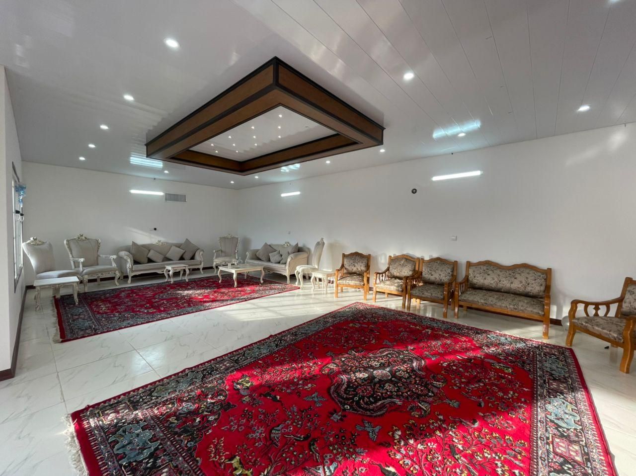 اجاره باغ ویلا ۵۰۰ متری شیک مشتاق سوم|اجارهٔ کوتاهمدت ویلا و باغ|اصفهان, بهارستان|دیوار