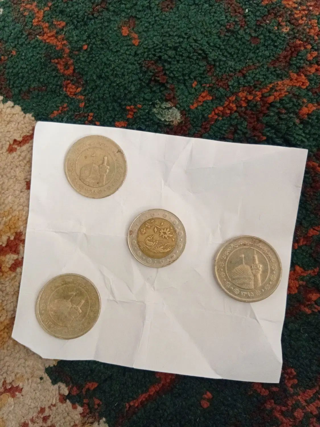 تعدادی سکه 500تومانی و 50 تومانی.|کلکسیون سکه، تمبر، اسکناس|کرج, شاهین‌ویلا|دیوار