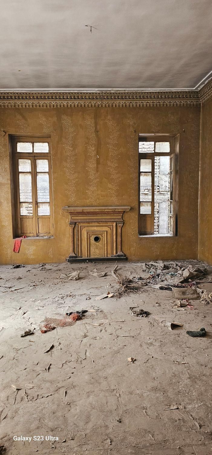 330 متر با حیاط بنای فوق معماری نوستالوژی دربست|فروش خانه و ویلا|تهران, فلسطین (میدان انقلاب)|دیوار