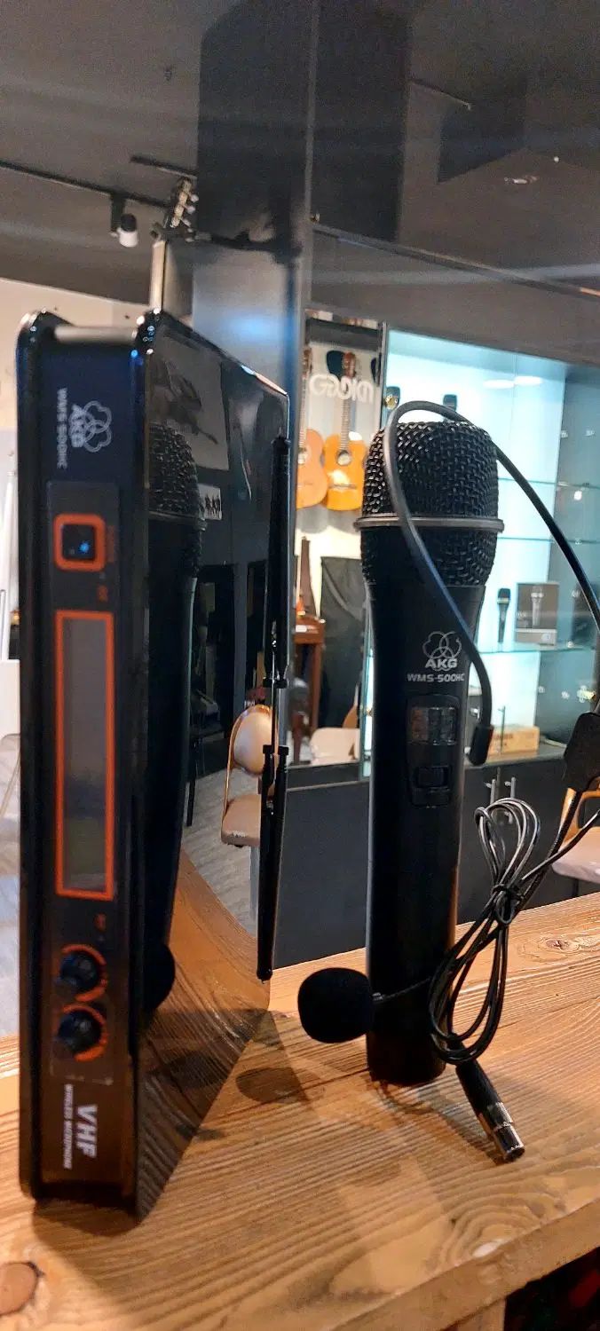 میکروفن بیسیم AKG|آلات موسیقی|مشهد, وکیل‌آباد|دیوار