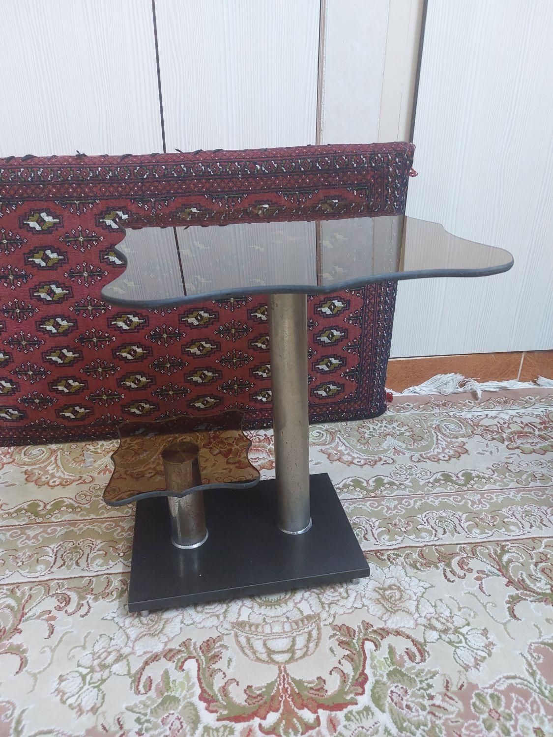 میز تلفن|میز تلفن|ری, سیزده آبان|دیوار