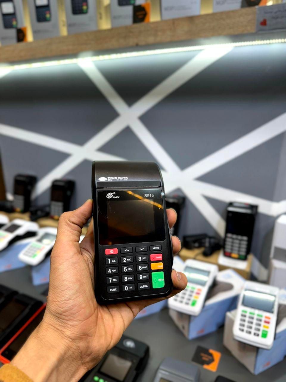 کیف و رول & کارتخوان|فروشگاه و مغازه|بندر انزلی, چهارفریضه|دیوار