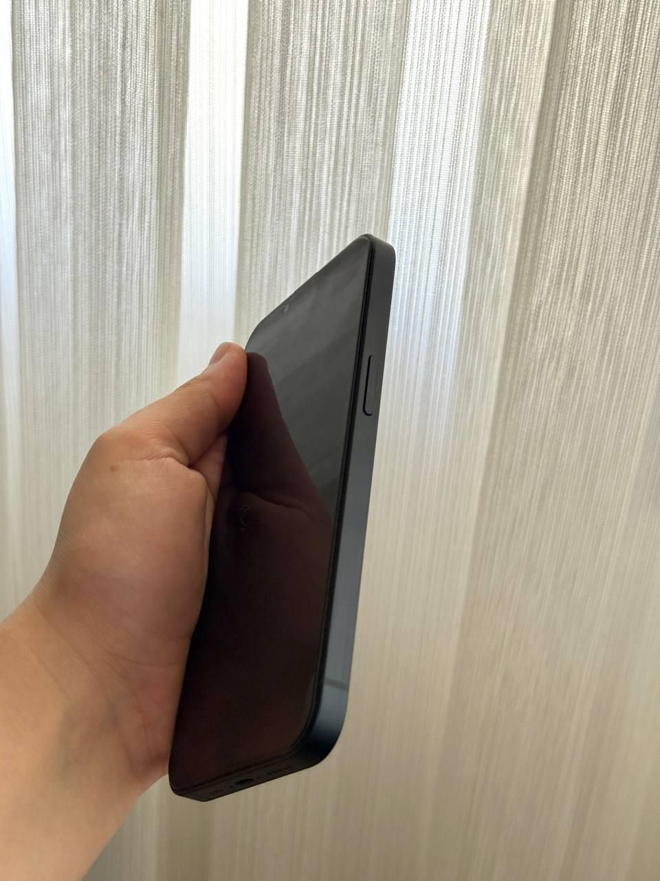 اپل iPhone 13 با حافظهٔ ۱۲۸ گیگابایت|موبایل|اصفهان, خواجو|دیوار