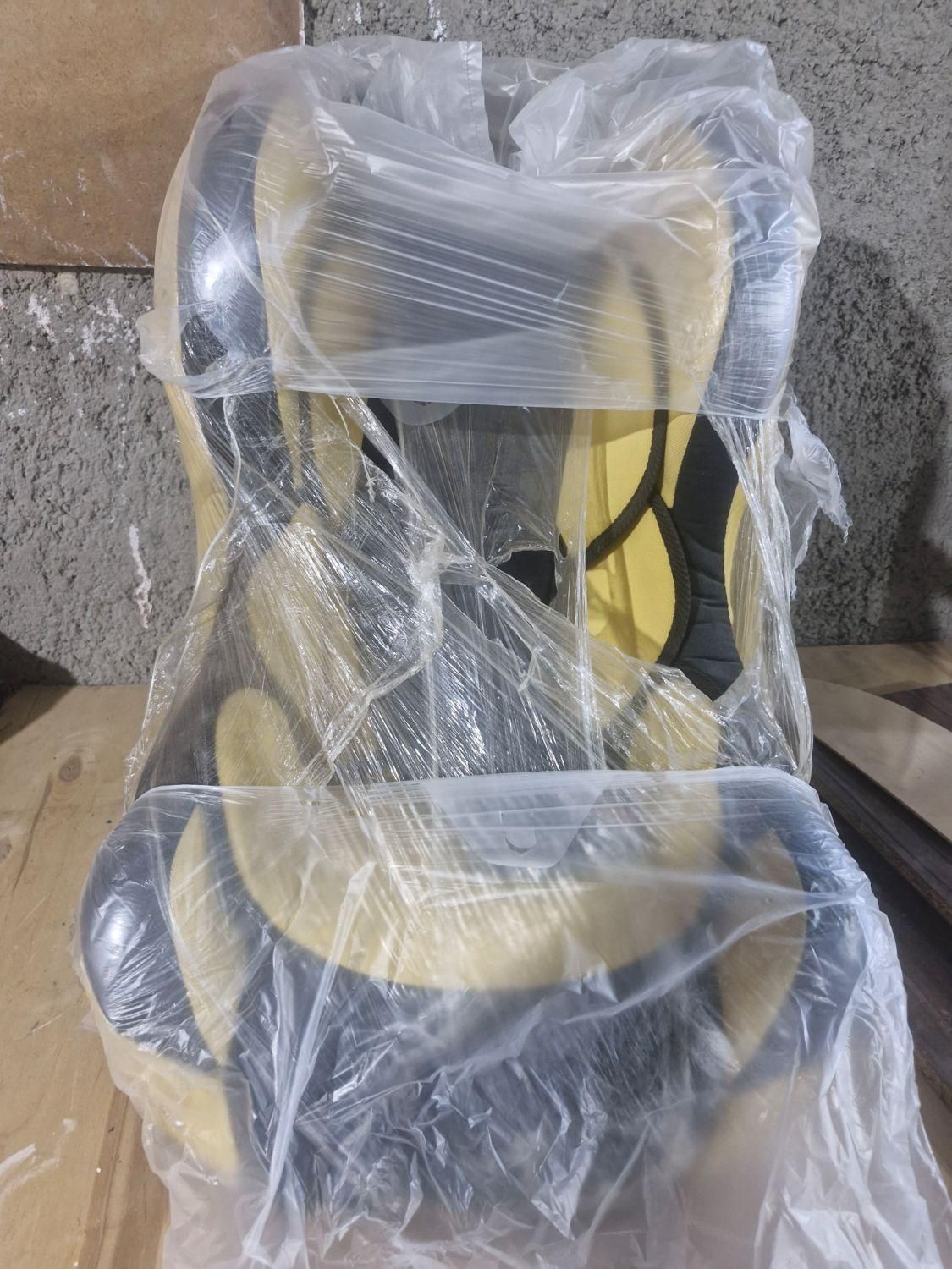 صندلی بچه خودرو وپشتی طبی صندلی|تخت و صندلی بچه|پاکدشت, پاکدشت (مامازند)|دیوار