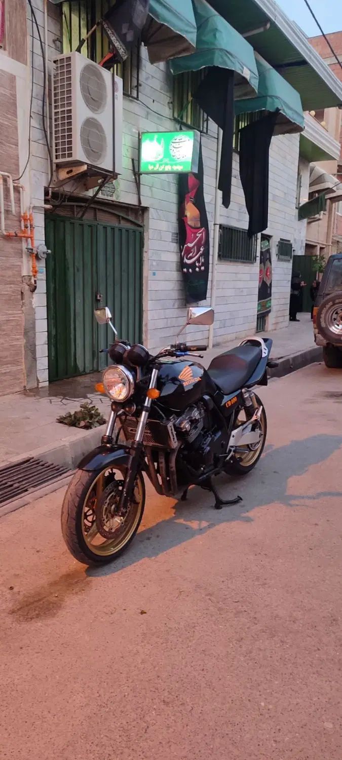 سی بی cb400 مدل 2007 معاوضه با خودرو|موتورسیکلت|تهران, گمرک|دیوار
