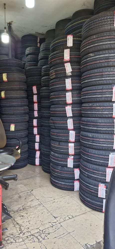 لاستیک چکی و نقدی|قطعات یدکی و لوازم جانبی|پاکدشت, پاکدشت (مامازند)|دیوار