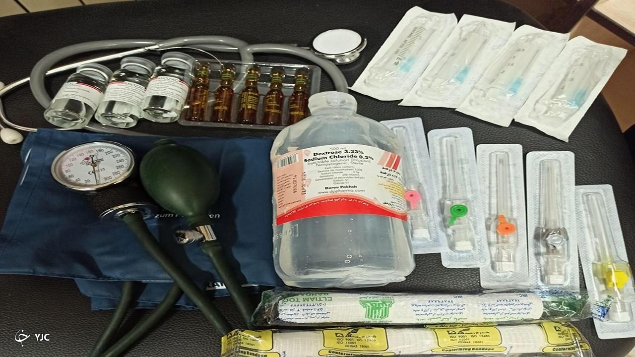 تزریقات ، پانسمان و حجامت در منزل با بهترین کیفیت|خدمات آرایشگری و زیبایی|بروجرد, |دیوار