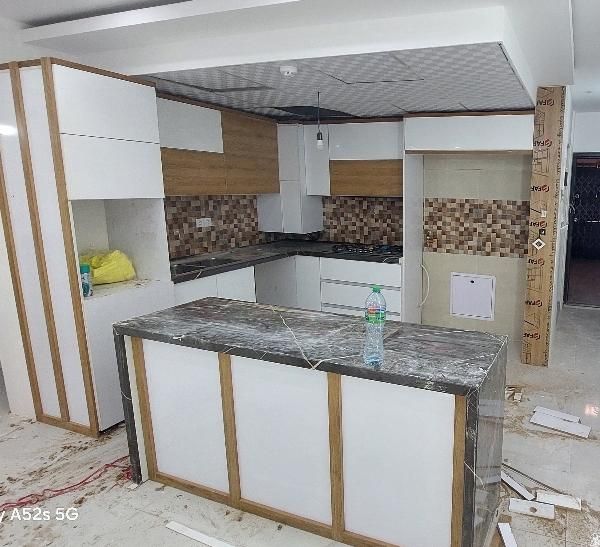 ساخت و تعمیرات انواع کابینت و کمد دیواری|خدمات پیشه و مهارت|شیراز, معالی‌آباد|دیوار