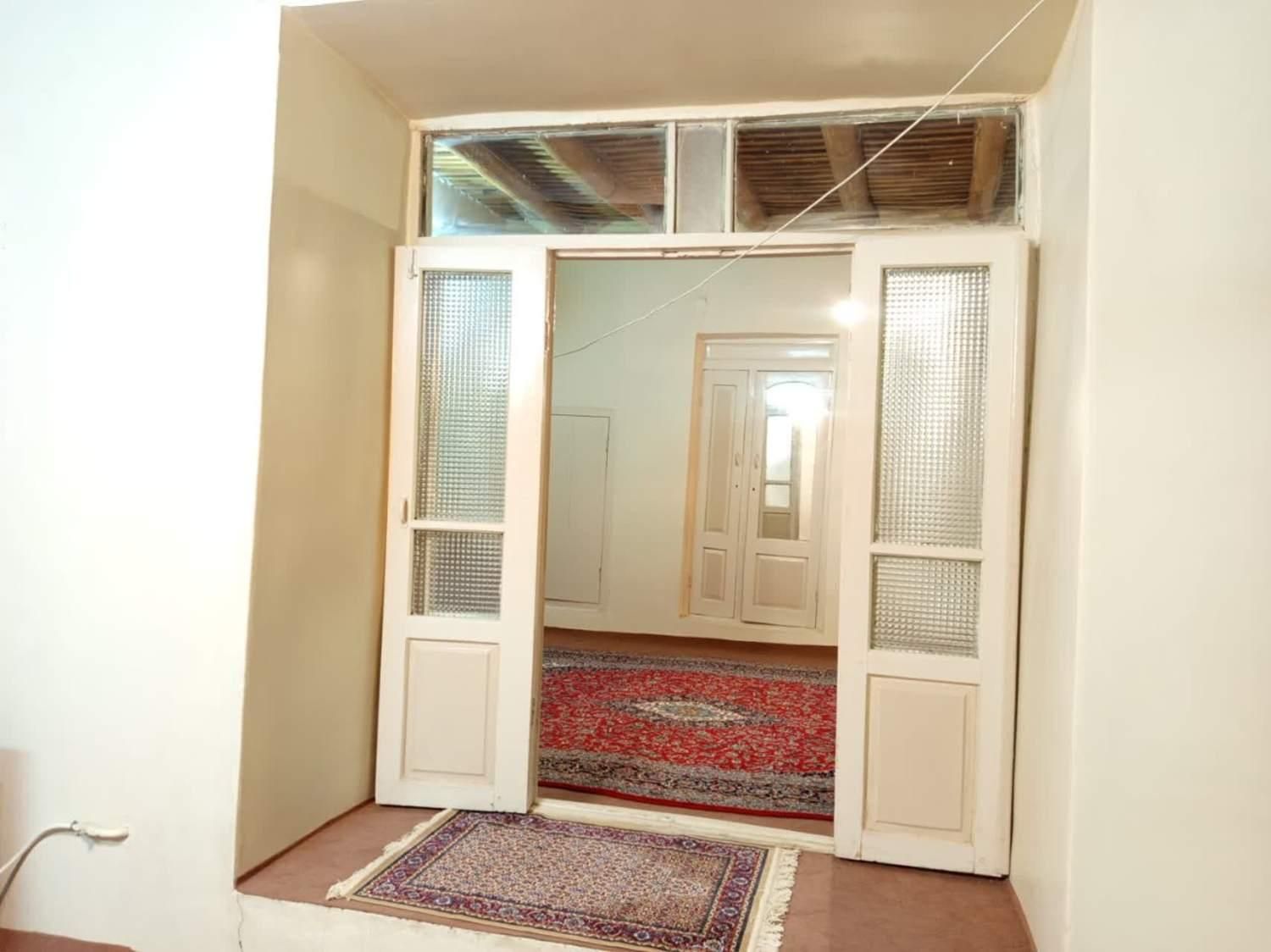 خانه ی قدیمی و سنتی در بابا سلطان سند تک برگ|فروش خانه و ویلا|خوانسار, |دیوار