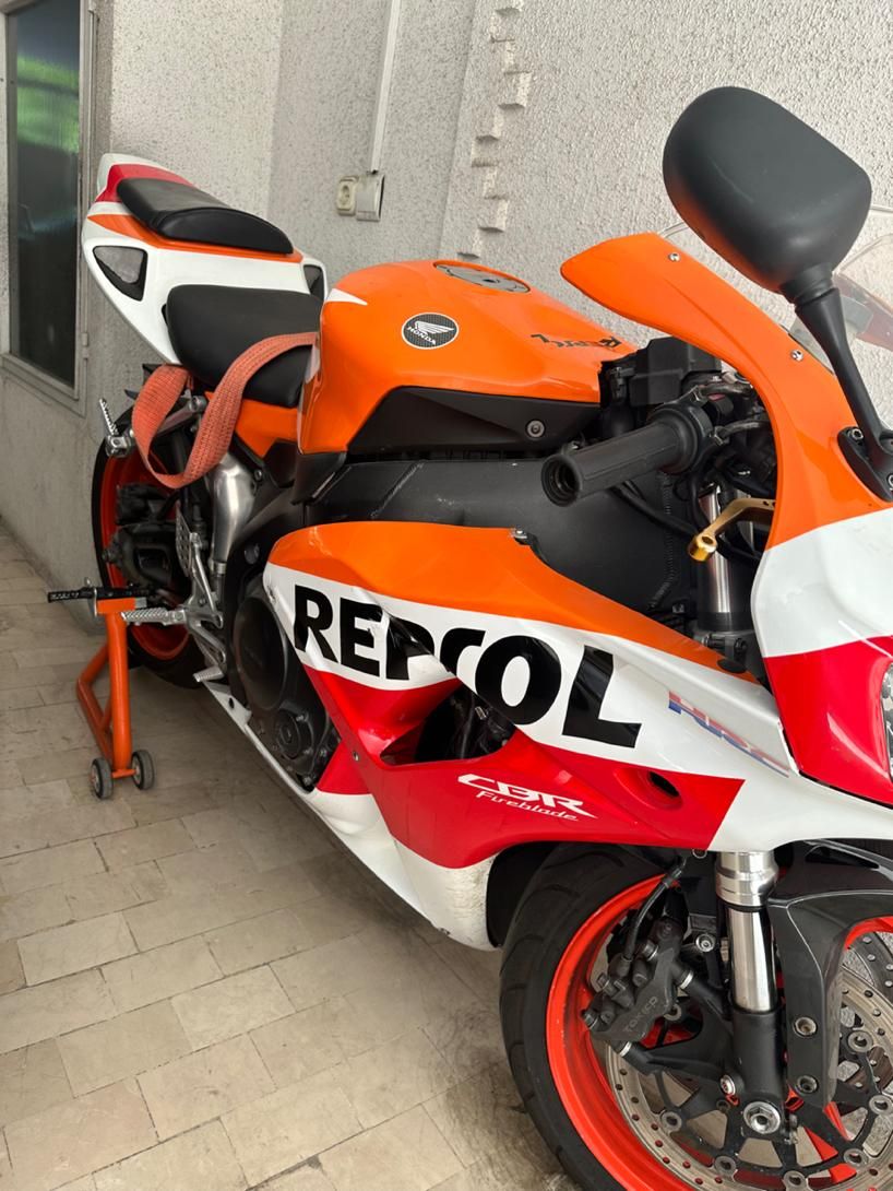 Cbr 1000|موتورسیکلت|تهران, ونک|دیوار