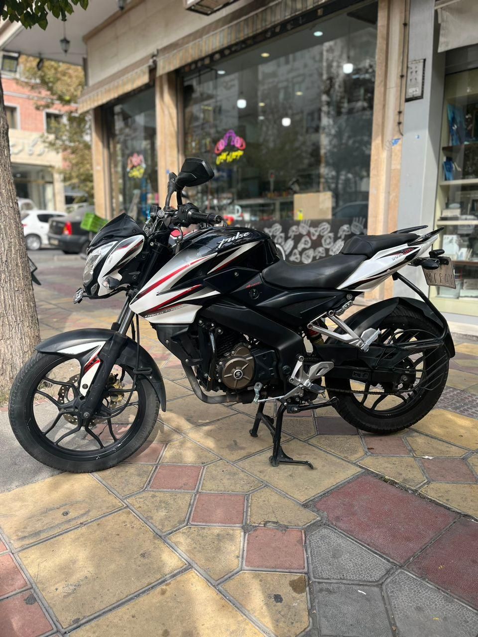 موتور ns 150|موتورسیکلت|تهران, نیلوفر|دیوار