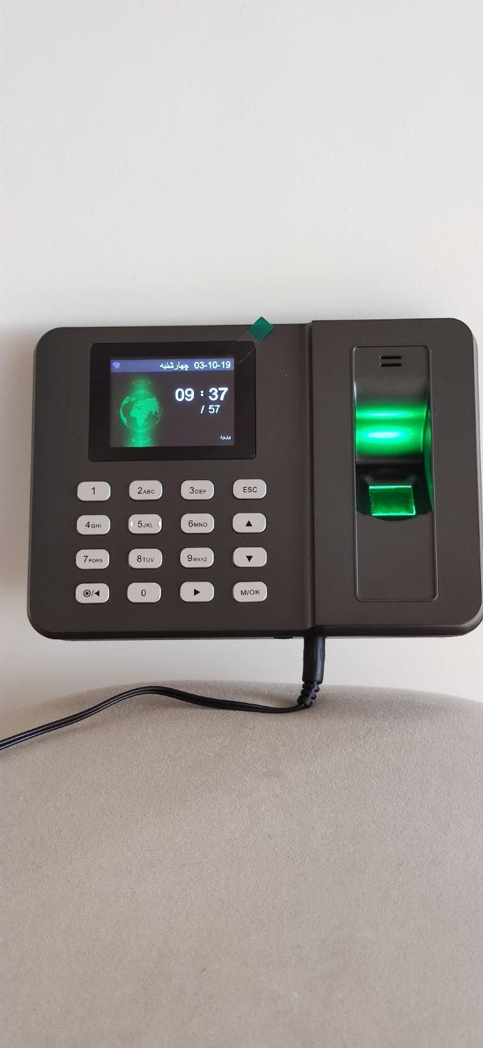 دستگاه حضور غیاب اثر انگشتی بیسیم wifi دار|دفتر کار|تبریز, |دیوار