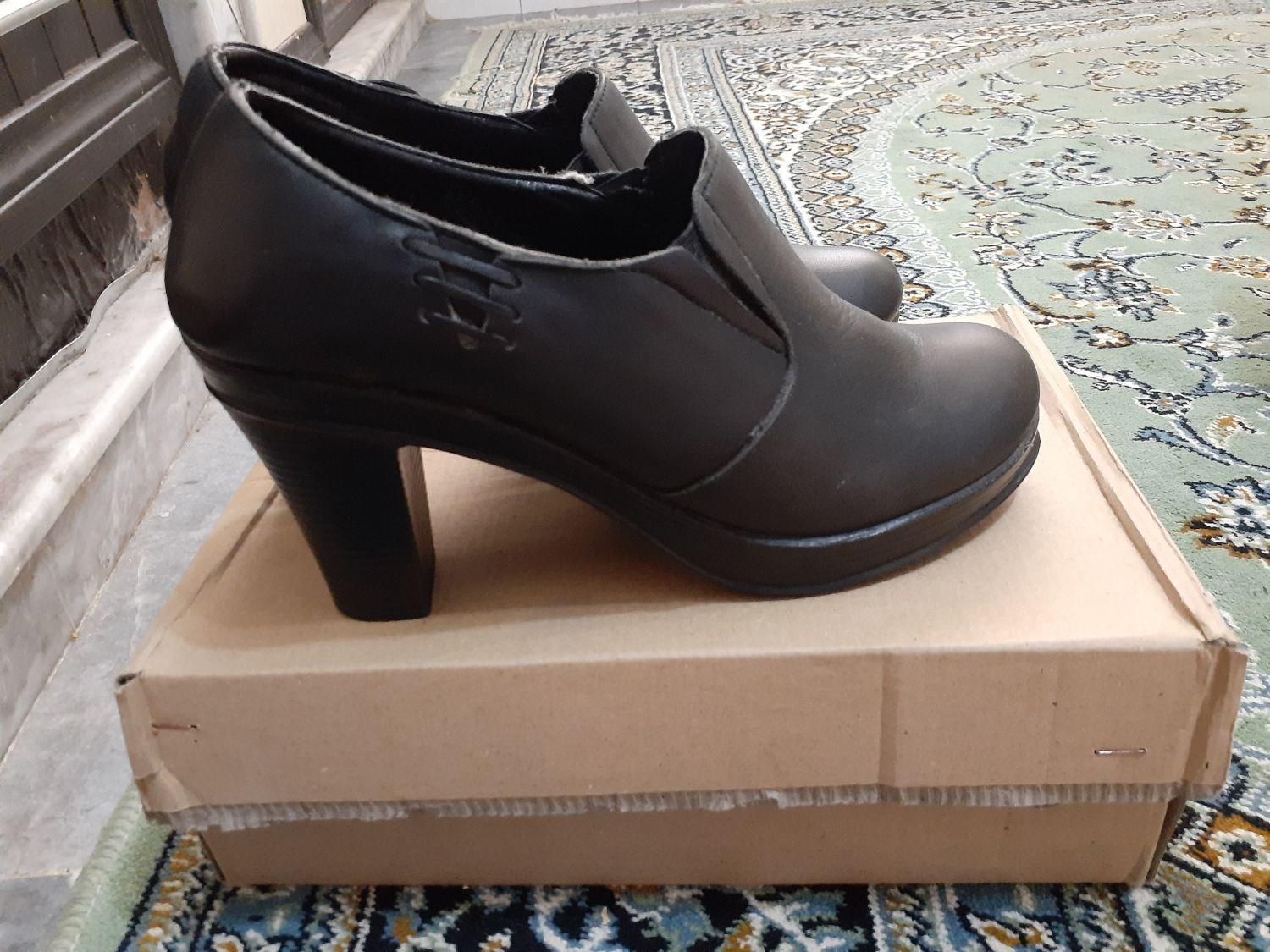 کفش چرم اصل سایز۳۹|کیف، کفش، کمربند|گرگان, |دیوار