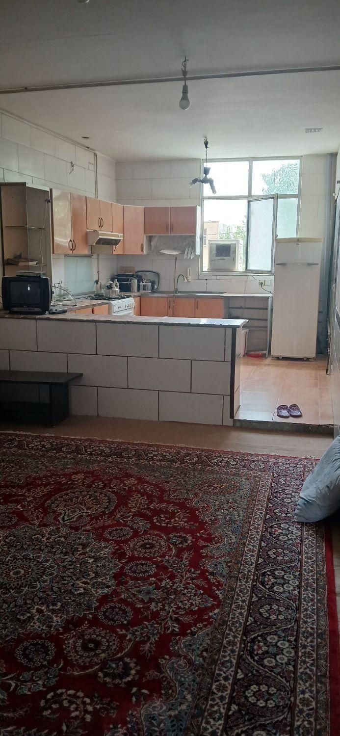 اجاره سوئیت منزل در شهر چادگان (اصفهان)|اجارهٔ کوتاه‌مدت آپارتمان و سوئیت|چادگان, |دیوار