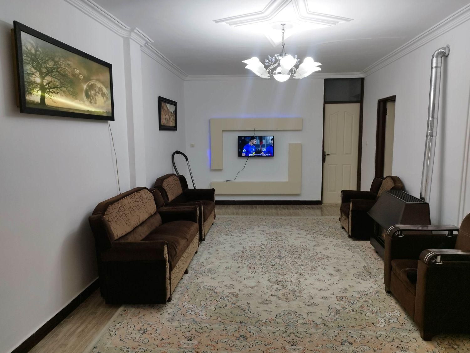 واحد مبله فول تمیز مرتب باامکانات کولر اسپلیت دار|اجارهٔ کوتاهمدت آپارتمان و سوئیت|رشت, پیرکلاچای|دیوار