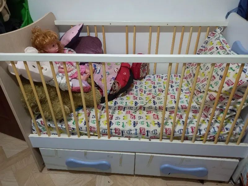 تخت کودک آپادانا|تخت و صندلی بچه|رشت, استقامت ۱|دیوار