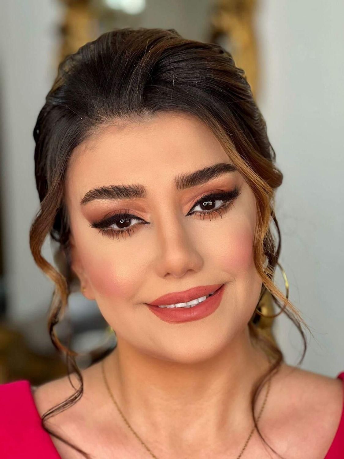 نیاز به مدل میکاپ برای تکمیل آلبوم کاری|خدمات آرایشگری و زیبایی|رشت, گلسار|دیوار