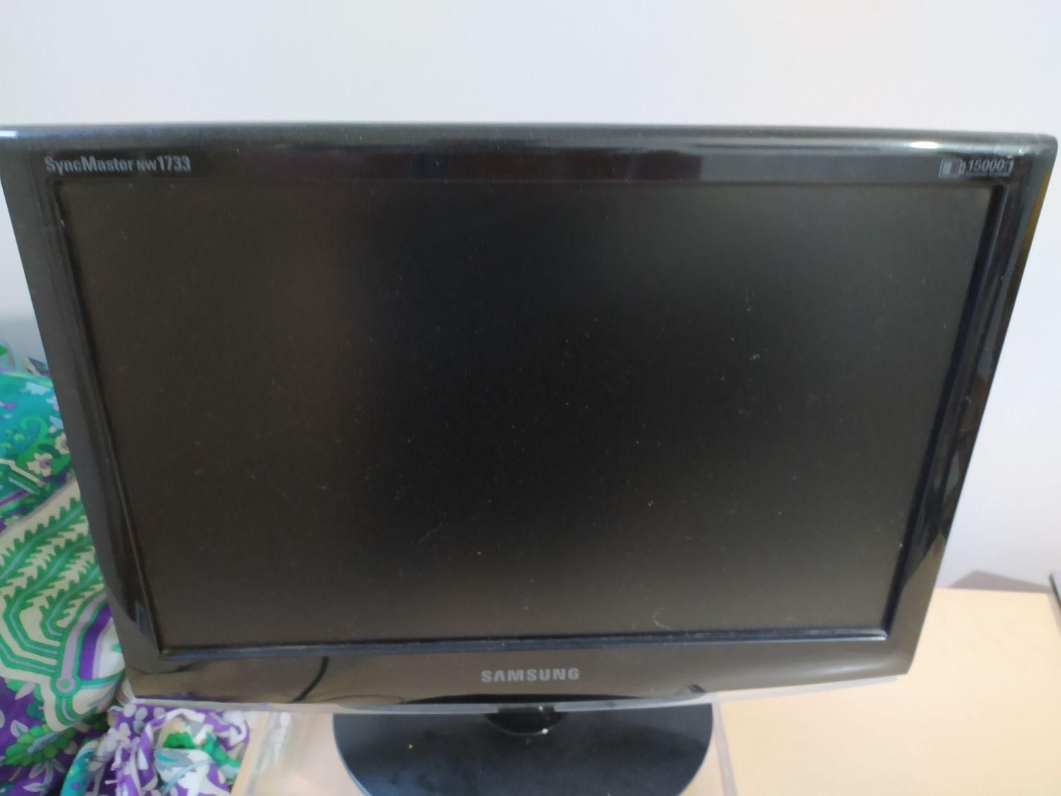 کامپیوتر 512 دیویار 2|رایانه رومیزی|تهران, آذری|دیوار