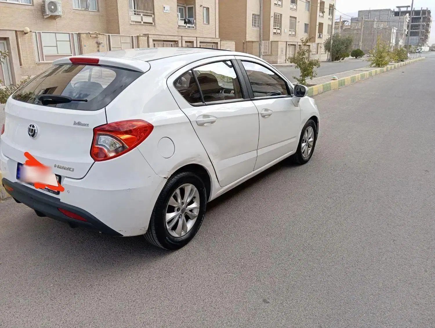 برلیانس H220 اتوماتیک، مدل ۱۳۹۵|خودرو سواری و وانت|کاشان, فاز ۲ ناجی آباد|دیوار