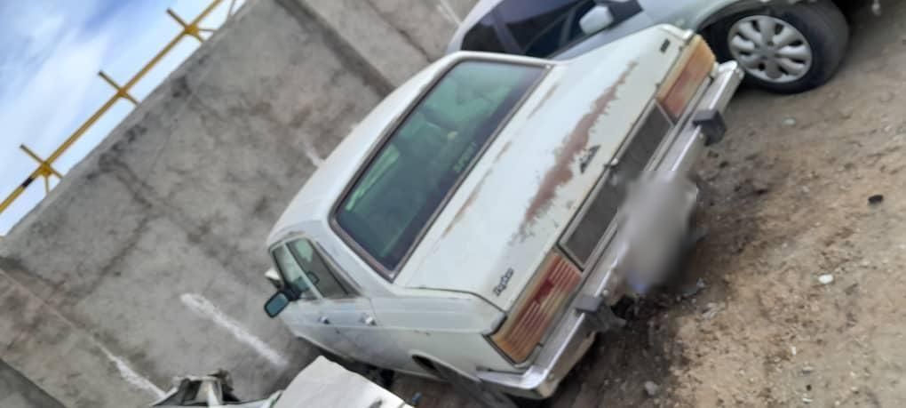 خودروی فرسوده و تصادفی|خودرو سواری و وانت|بروجرد, |دیوار