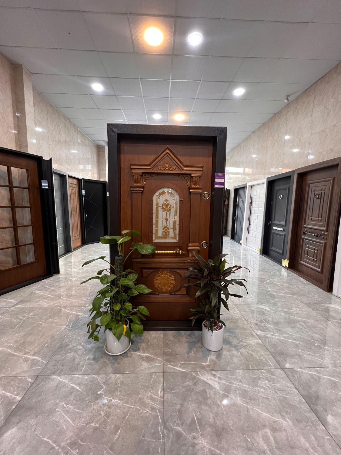 درب مدل C3700 در ضد دیلم ورودی ویلا فلزی سرقت اتاق|مصالح و تجهیزات ساختمان|کرج, حصارک بالا|دیوار