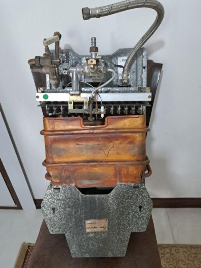 خریدار‌ و فروش آبگرمکن پکیج دیواری دست دوم اوراقی|آبگرمکن، پکیج، شوفاژ|کرج, گلشهر|دیوار