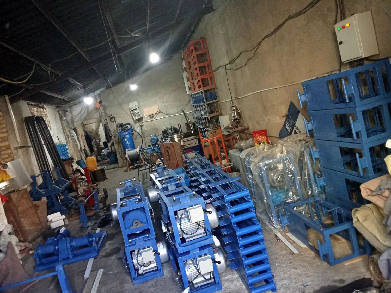 بالابر ساختمانی تولیدوبخش پایه سنگین ضمانت|ماشین‌آلات صنعتی|تهران, گلچین|دیوار