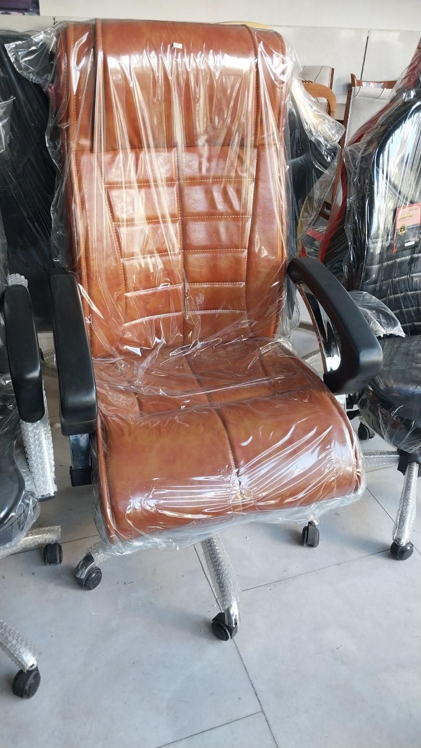 صندلی مدیریت/کامپیوتر/اداری/گیمینگ/انتظار|مبلمان اداری|همدان, |دیوار