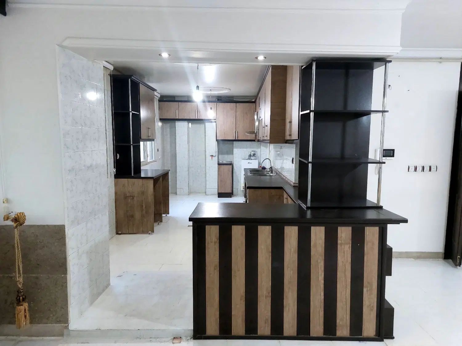 ست کابینت سالم درب ام دی اف باهود و سینک ظرفشویی|آب‌چکان و نظم‌دهنده ظروف|همدان, |دیوار