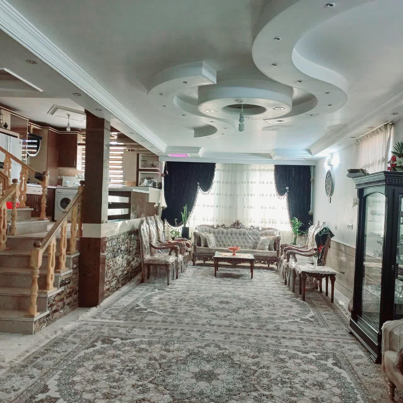 منزل دوبلکس  شیک .۲۴ساعته پاسخگو هستیم.|اجارهٔ کوتاه‌مدت آپارتمان و سوئیت|کاشان, |دیوار