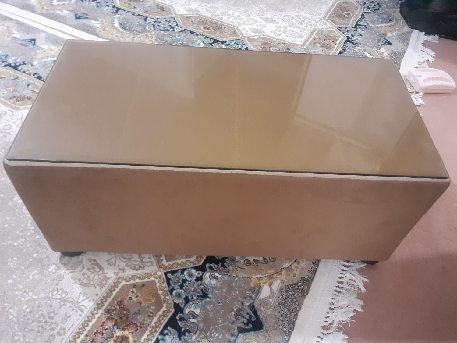 ۲عدد میز پذیرایی، پارچه ترکیه به همراه شیشه ها|مبلمان خانگی و میز عسلی|سهند, |دیوار