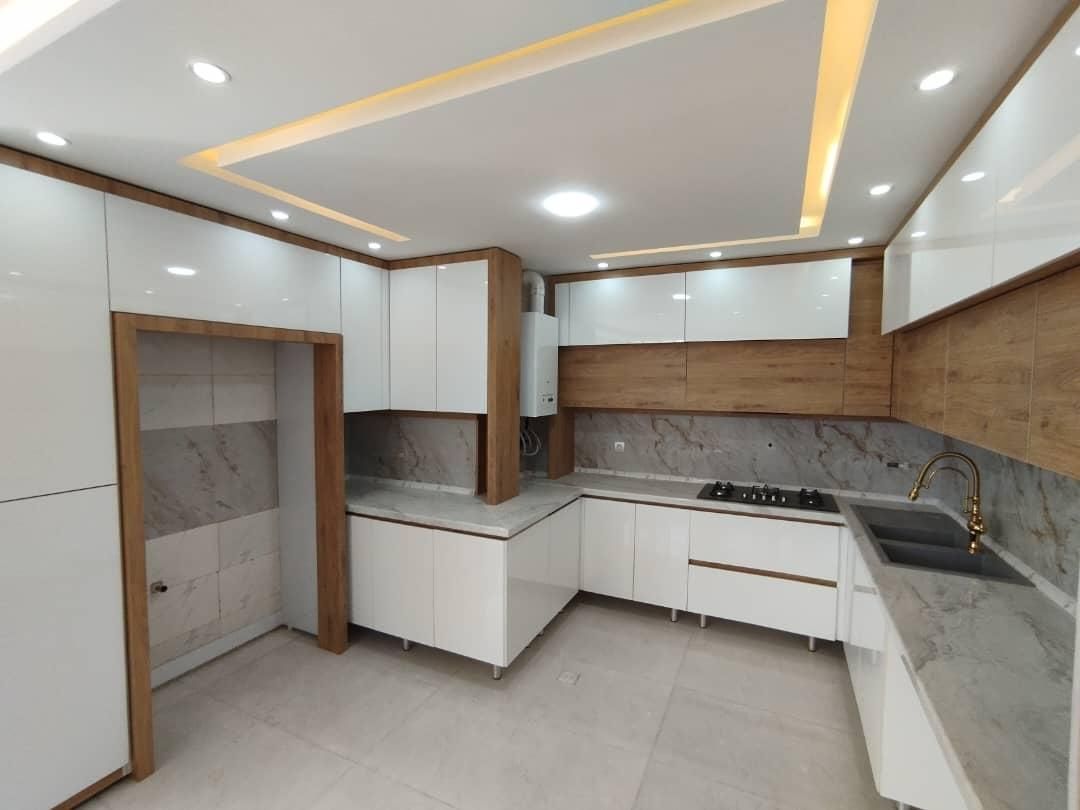 دوطبقه و نیم دونبش شمالی راه جدا|فروش خانه و ویلا|شاهینشهر, خانه کارگر|دیوار