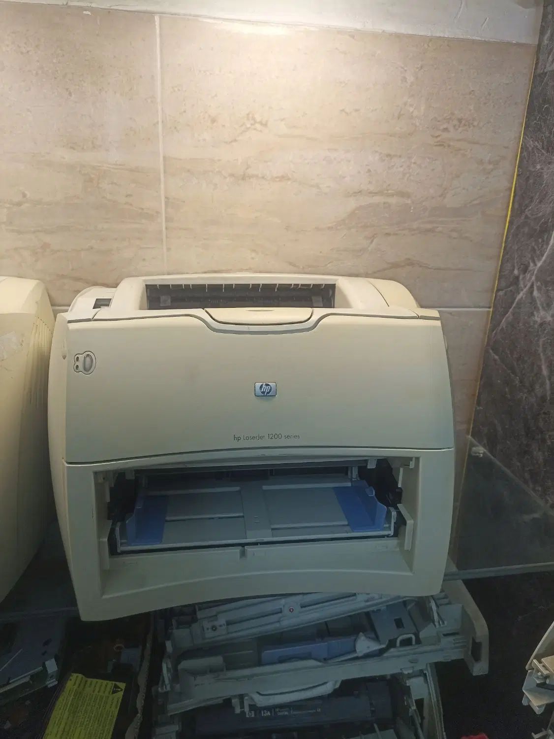 پرینتر hp1200(پرینتر خانگی و .)به گوشی متصل میشه.|پرینتر، اسکنر، کپی، فکس|تهران, نعمت‌آباد|دیوار