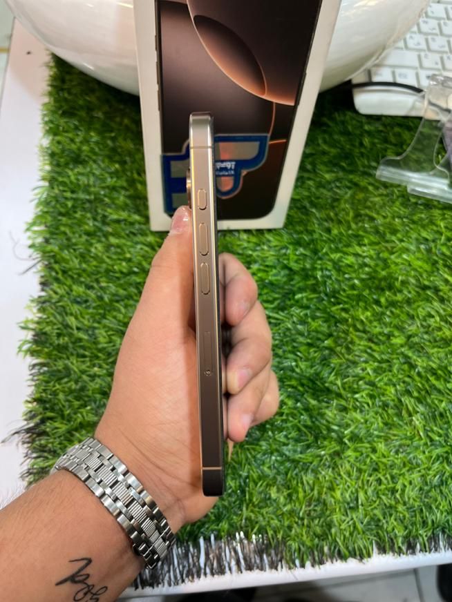 اپل iPhone 16 Pro با حافظهٔ ۲۵۶ گیگابایت ریحستر|موبایل|کرج, کوی امامیه|دیوار