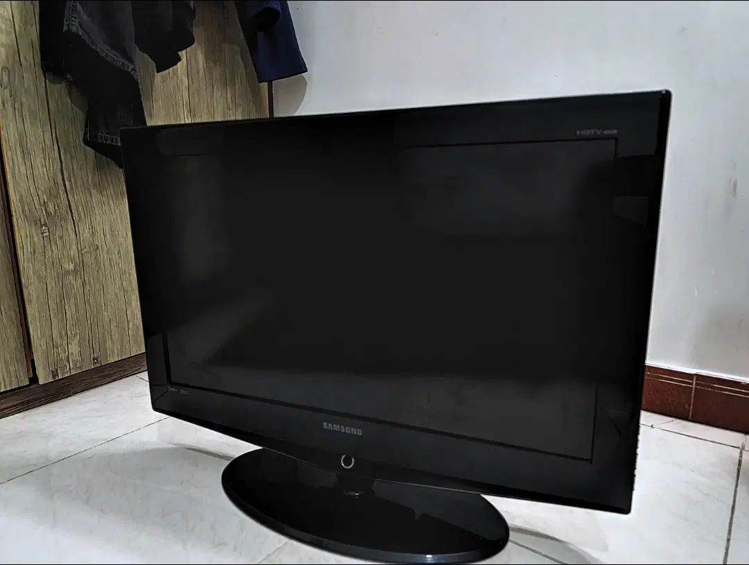 تلویزیون سامسونگ 32lcd|تلویزیون و پروژکتور|تهران, آرژانتین|دیوار